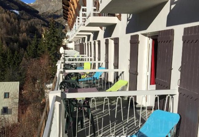 Le Chastellares Hotel in Auron 1600 - France