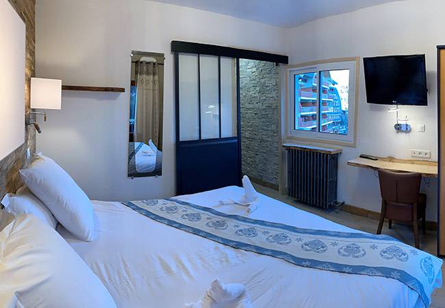 Le Chastellares Hotel in Auron 1600 - France