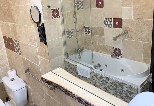 Le Chastellares Hotel in Auron 1600 - France