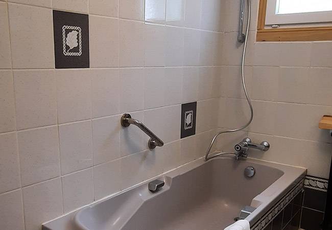 Le Chastellares Hotel in Auron 1600 - France