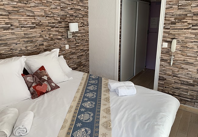 Le Chastellares Hotel in Auron 1600 - France